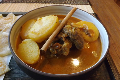 牛すね肉のマッサマン・カレー